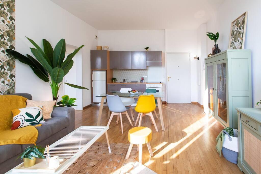 L40 2p 5mins Old Town & Sea/balcony & Ac * Nice